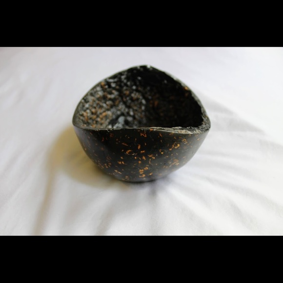 Black Planter - Picture 3 of 7